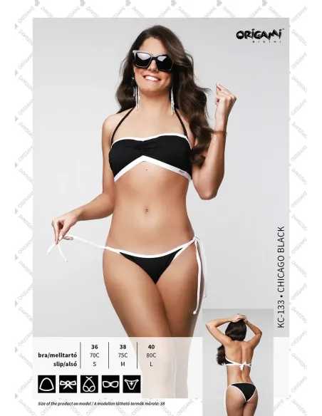 Fekete fürdőruhák