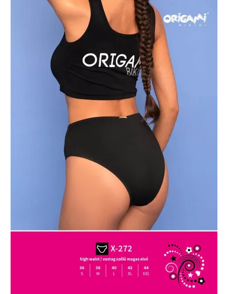 Fekete fürdőruhák