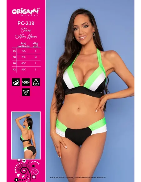 Fekete fürdőruhák