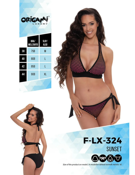 Fekete fürdőruhák