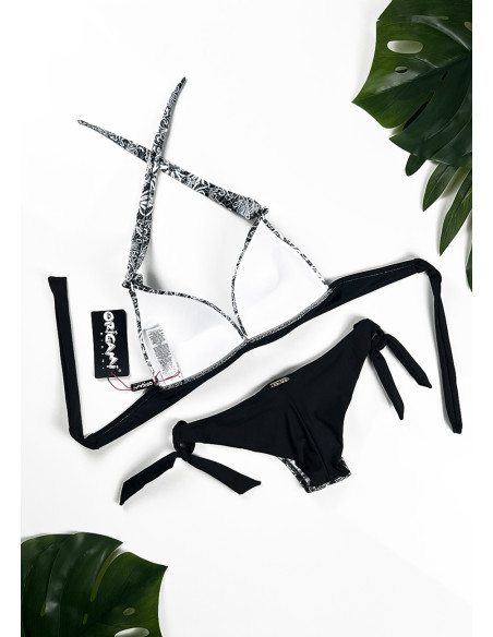 Trojuholníkové bikiny