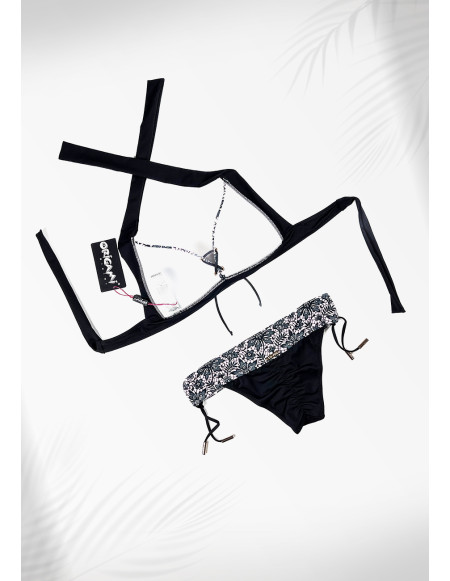 Trojuholníkové bikiny